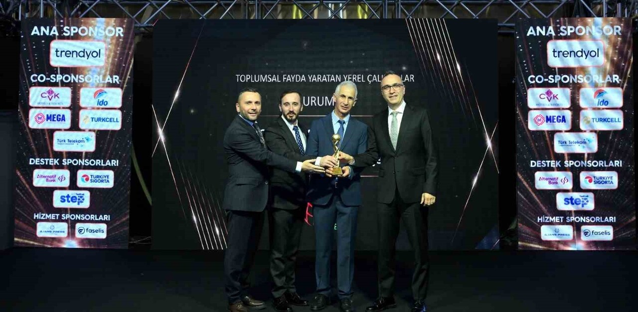 ÇAYELİ BAKIR’IN ‘ARICILIĞI GELİŞTİRME PROJESİ’ ÖZEL SEKTÖR, KAMU İLE YEREL YÖNETİMLERİN BAŞARILI...