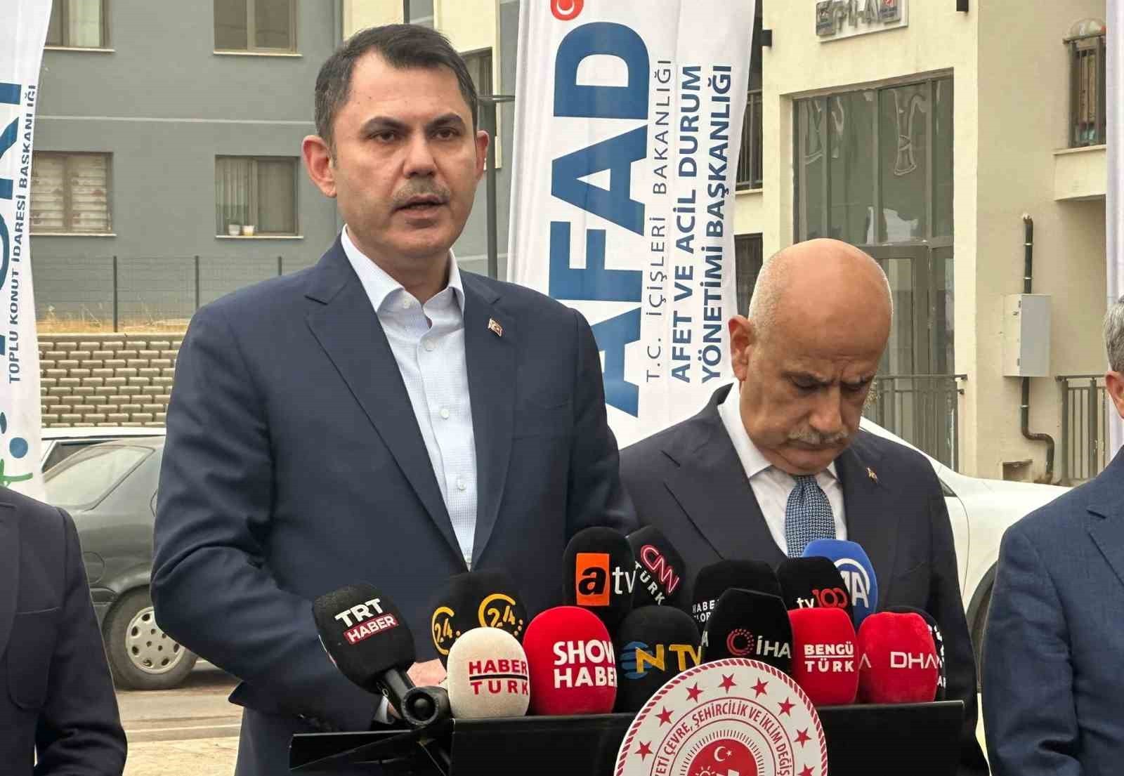 ÇEVRE, ŞEHİRCİLİK VE İKLİM DEĞİŞİKLİĞİ BAKANI MURAT KURUM, ADIYAMAN’IN İNDERE DEPREM KONUTLARINDA...