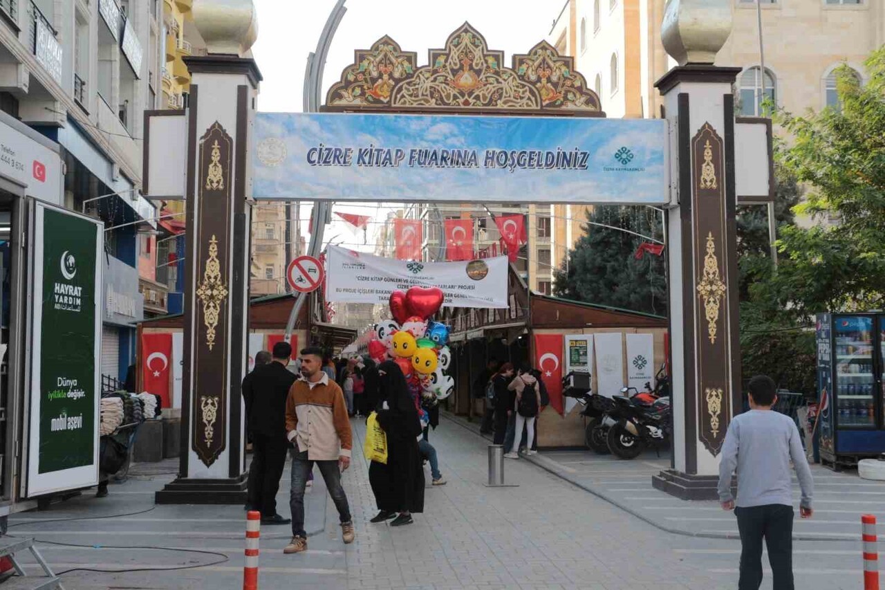 CİZRE KAYMAKAMLIĞI TARAFINDAN DÜZENLENEN "CEZERİ'NİN İZİNDE KARDEŞLİK RUHUYLA TÜRKİYE YÜZYILI...