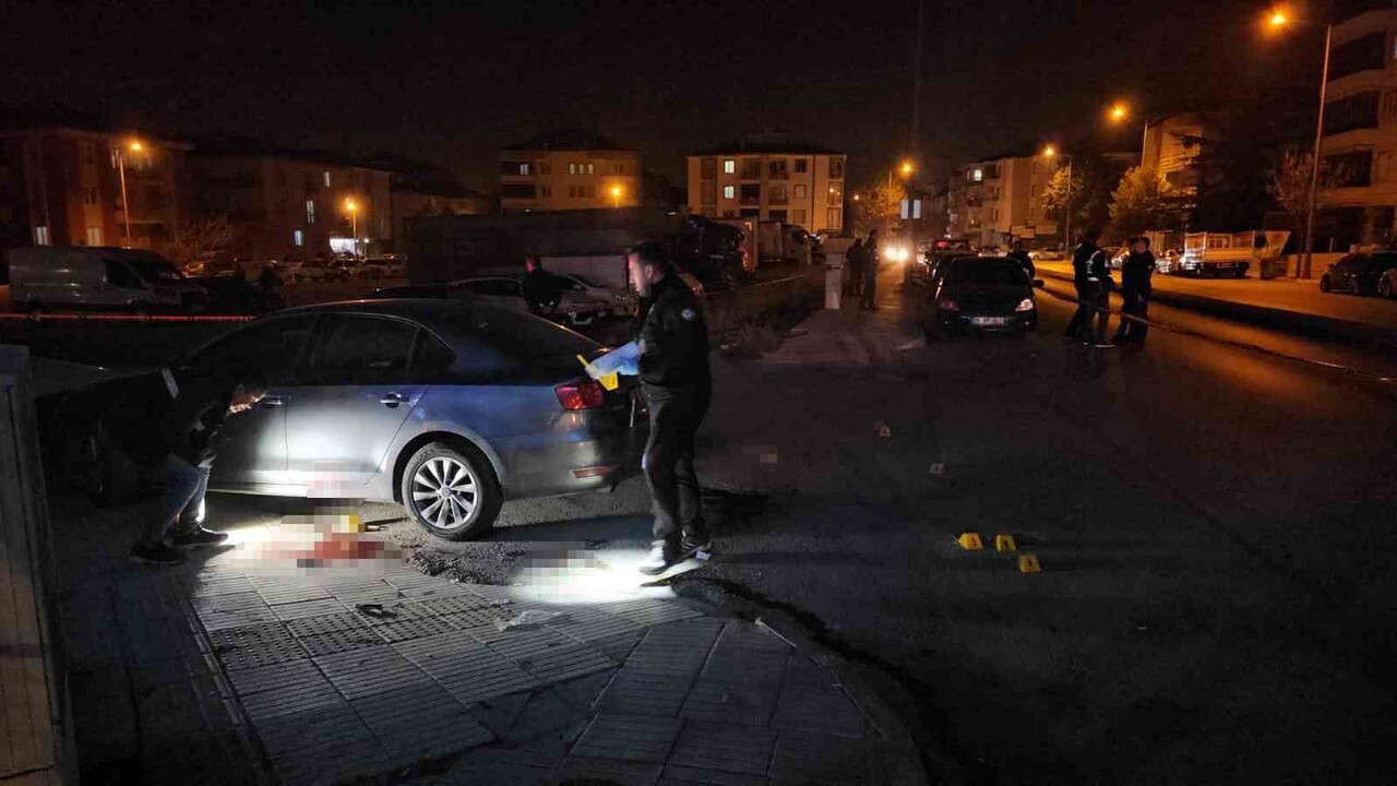 ÇORUM’DA BİR ŞAHIS, TARTIŞTIĞI ESKİ KAYINPEDERİ TARAFINDAN SİLAHLA VURULARAK YARALANDI.