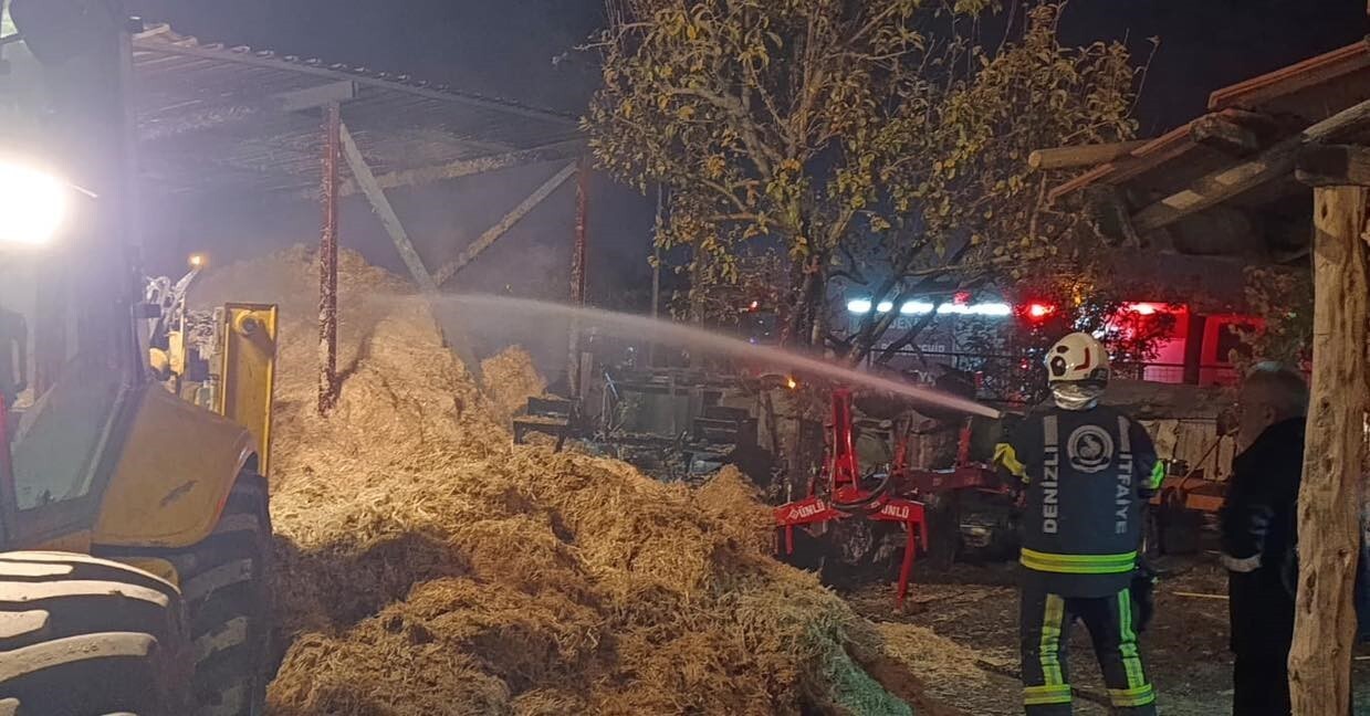 DENİZLİ’DE SAMANLIKTA ÇIKAN YANGIN BÜYÜMEDEN İTFAİYE EKİPLERİ TARAFINDAN SÖNDÜRÜLDÜ.