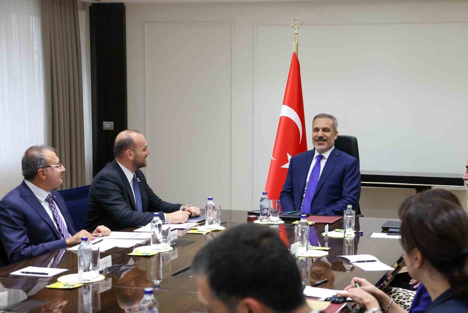 DIŞİŞLERİ BAKANI HAKAN FİDAN, MÜSİAD GENEL BAŞKANI BURHAN ÖZDEMİR VE BERABERİNDEKİ HEYETİ KABUL...