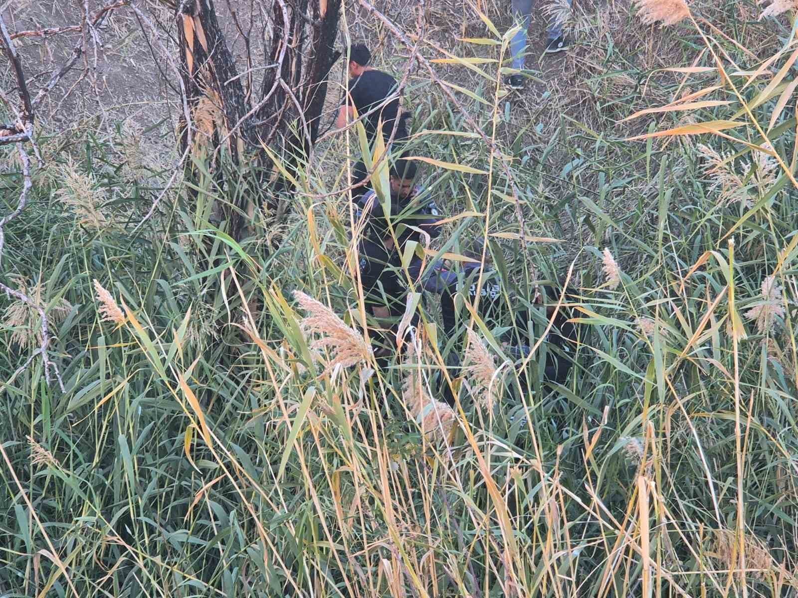 DİYARBAKIR'DA TEDAVİ GÖRDÜĞÜ HASTANEDEN AYRILDIKTAN SONRA KENDİSİNDEN HABER ALINAMAYAN POLİS...