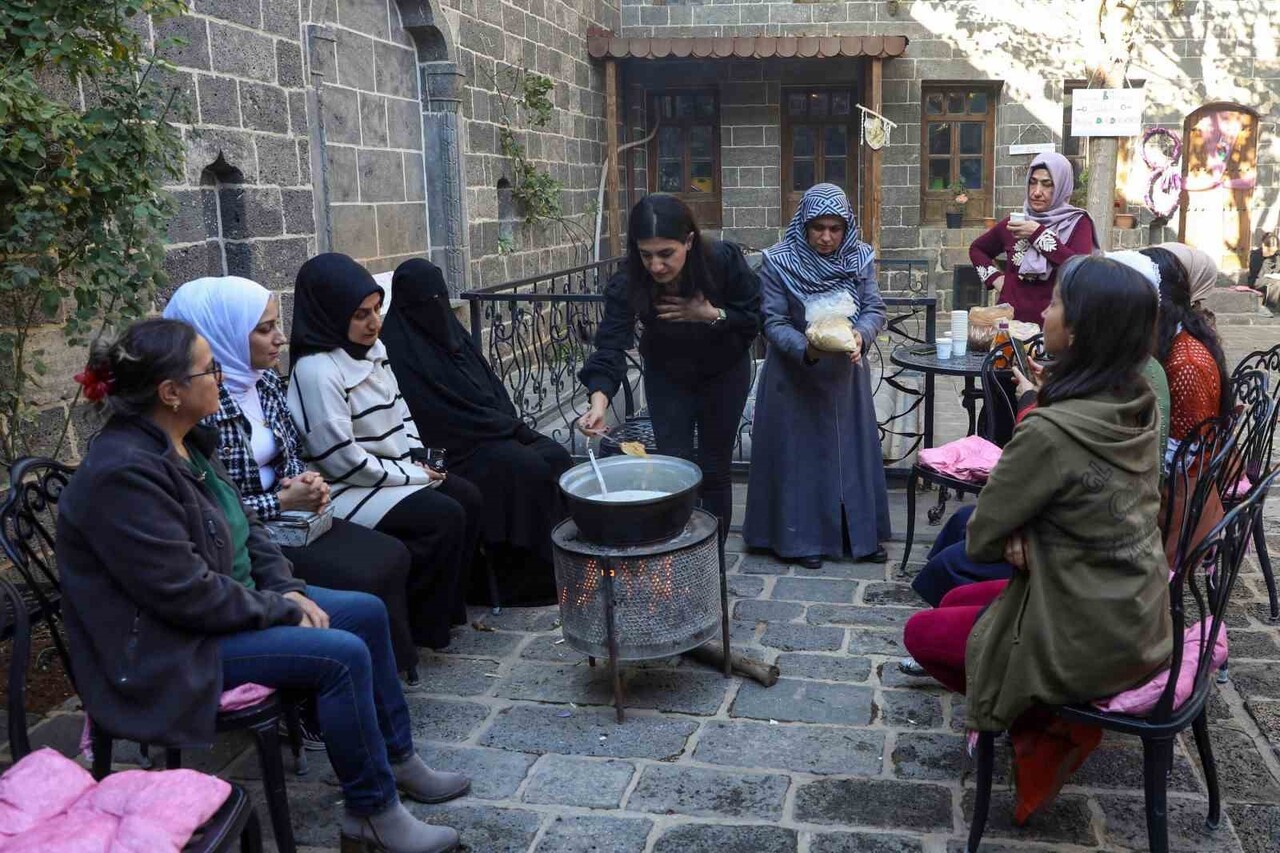 DİYARBAKIR BÜYÜKŞEHİR BELEDİYESİ TARAFINDAN DÜZENLENEN TIBBİ VE AROMATİK BİTKİLER YETİŞTİRİCİLİĞİ...