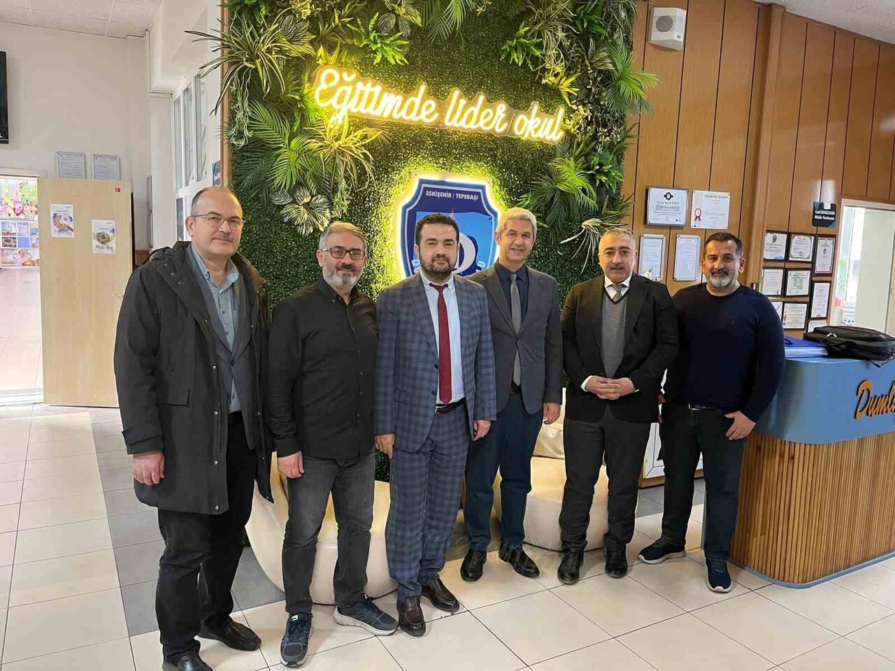 DUMLUPINAR İLKOKULU, MEB STANDARDİZASYON VE KALİTE BİRİMİ TARAFINDAN GERÇEKLEŞTİRİLEN TS EN ISO...