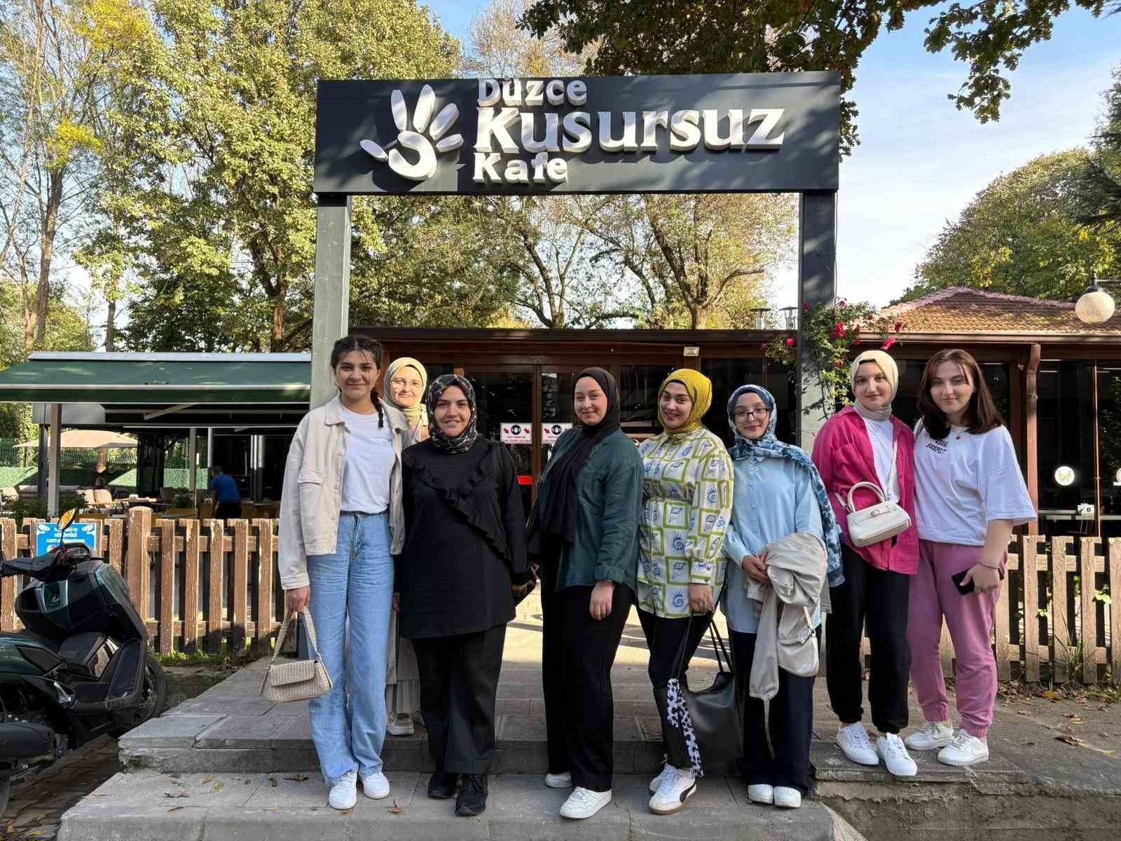 DÜZCE GENÇLİK VE SPOR İL MÜDÜRLÜĞÜ’NE BAĞLI RAZİYE BEGÜM SULTAN YURDU ÖĞRENCİLERİ, SOSYAL...