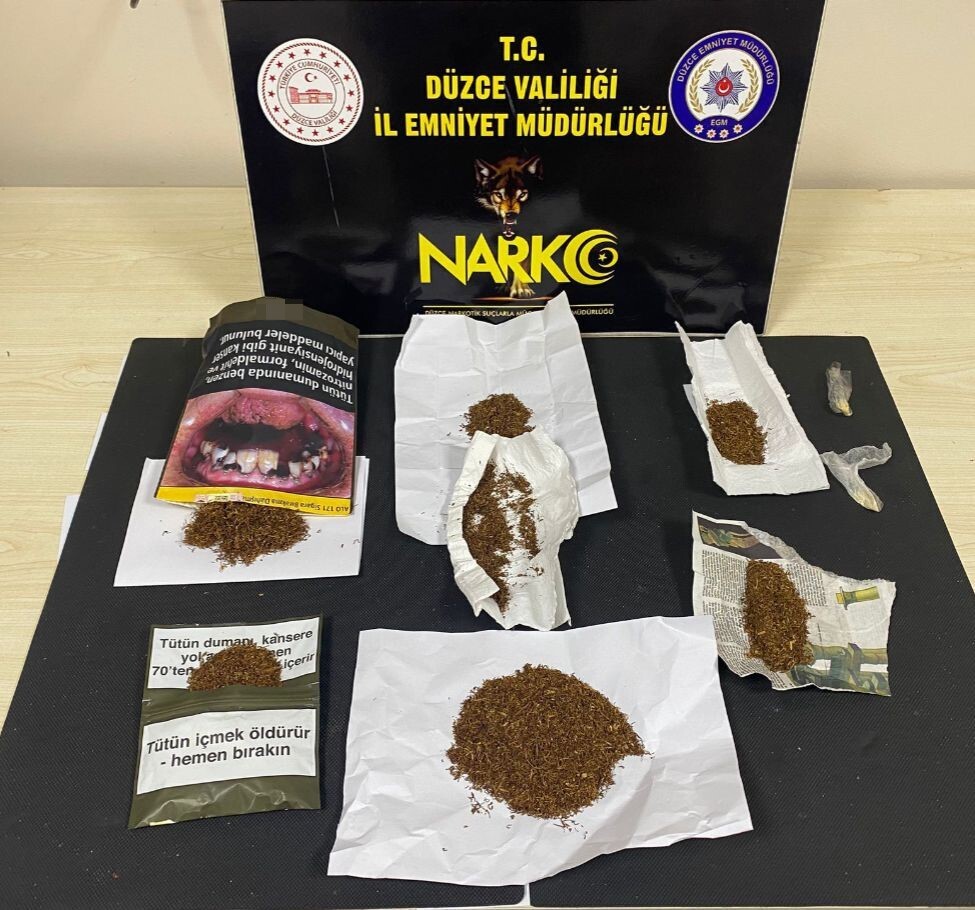 DÜZCE İL EMNİYET MÜDÜRLÜĞÜ NARKOTİK SUÇLARLA MÜCADELE ŞUBE MÜDÜRLÜĞÜ EKİPLERİNCE AZMİMİLLİ...