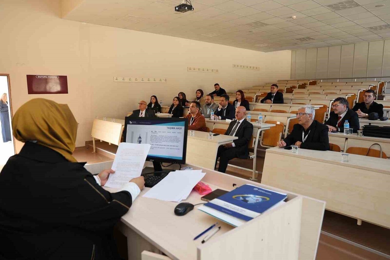 DÜZCE ÜNİVERSİTESİ TARAFINDAN BU YIL İLKİ YAPILAN ULUSLARARASI DENİZ HUKUKU VE TEKNOLOJİLERİ...