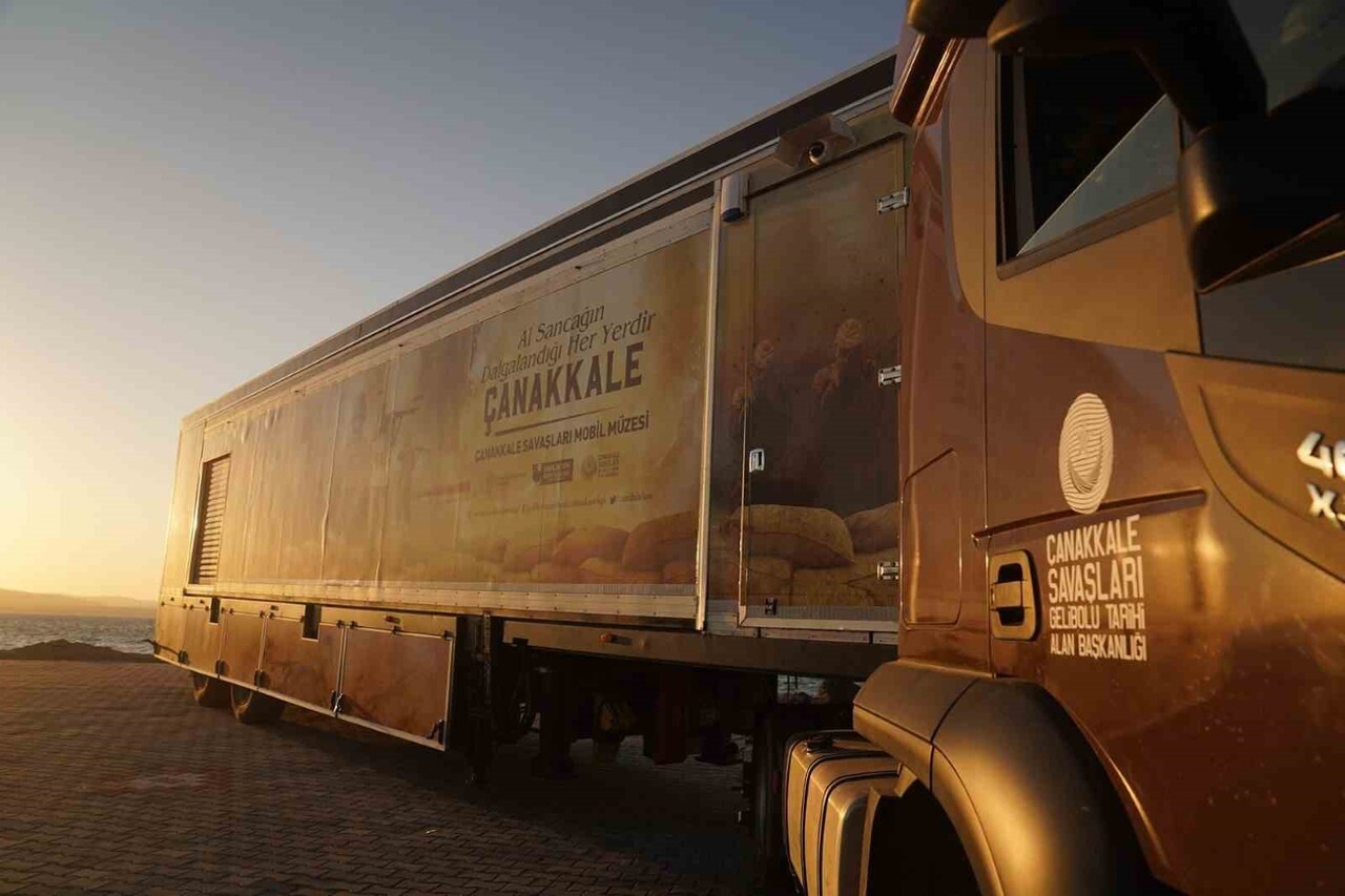 DÜZCE VALİLİĞİ KOORDİNESİNDE İÇERİSİNDE ÇANAKKALE SAVAŞLARI’NDAN KALAN ESERLERİN SERGİLENDİĞİ...