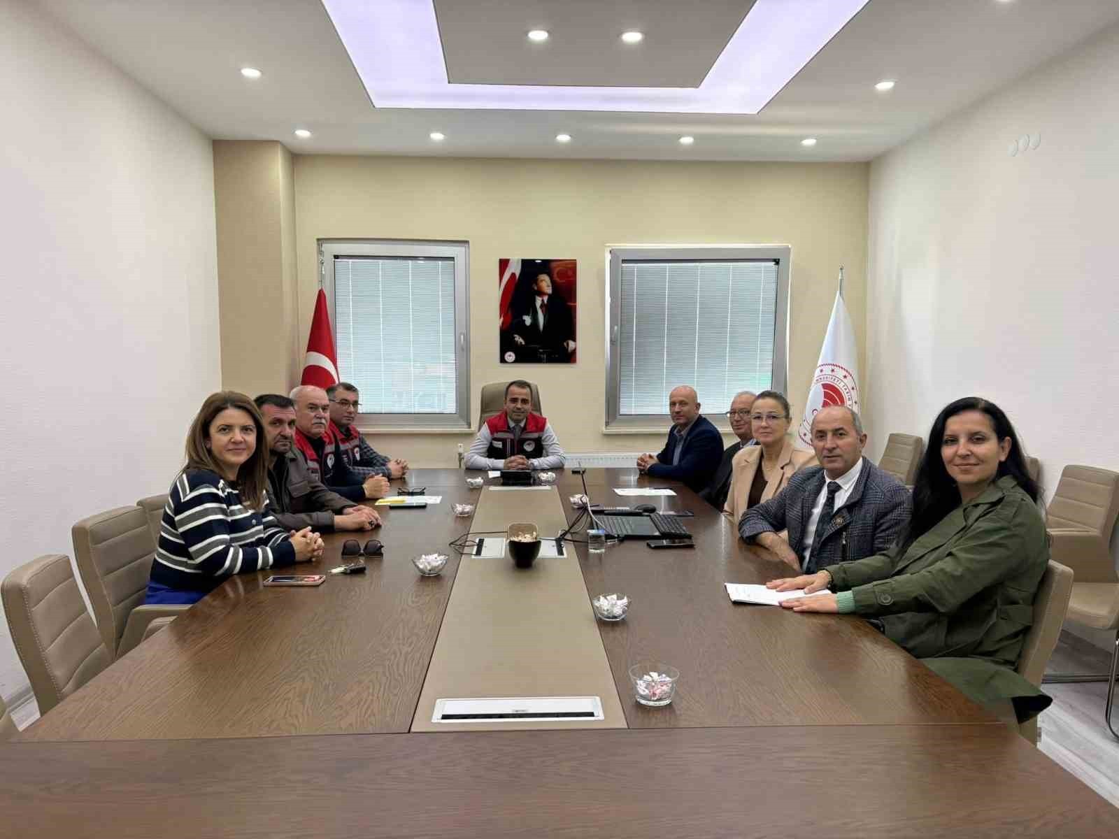 EDİRNE İL TARIM VE ORMAN MÜDÜRÜ İSLAM KÖSE, İL MÜDÜR YARDIMCISI VOLKAN DİRİKER, ZİRAAT ODASI...