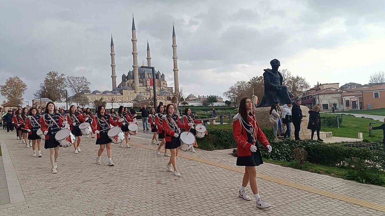 EDİRNE’NİN EN KÖKLÜ OKULLARINDAN BİRİSİ OLAN VE 1944 YILINDA KURULAN EDİRNE TİCARET LİSESİ'NİN...