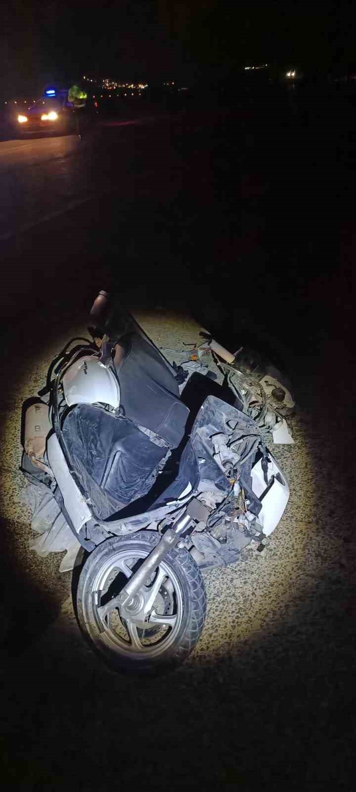 EDİRNE’NİN KEŞAN İLÇESİNDE MEYDANA GELEN TRAFİK KAZASINDA MOTOSİKLET SÜRÜCÜSÜ AĞIR...