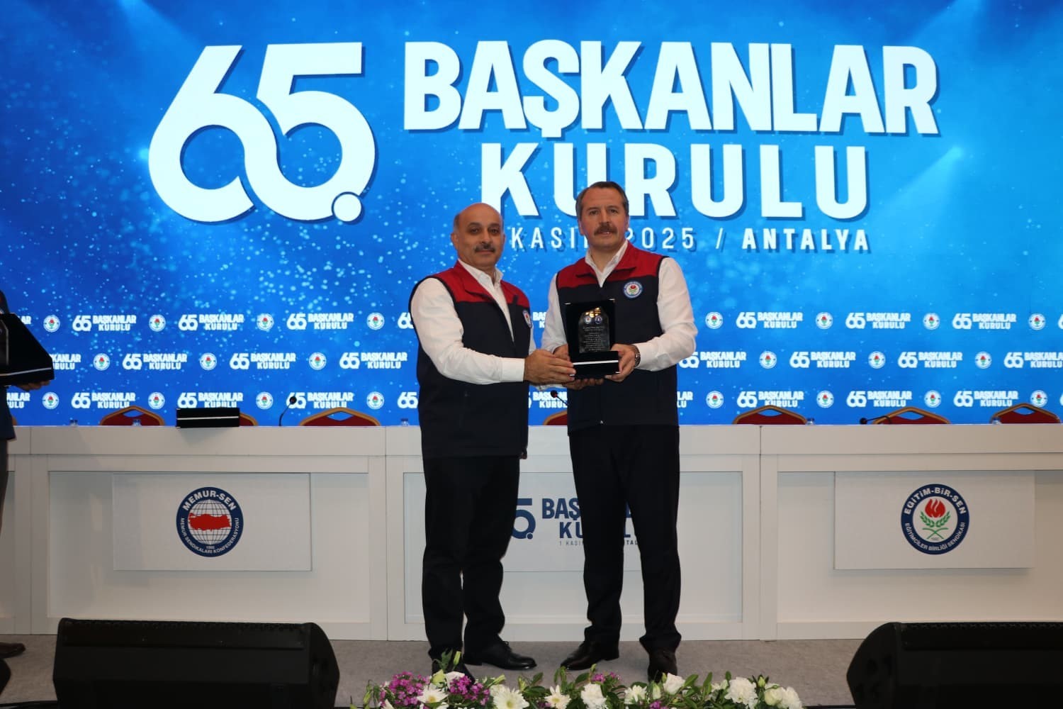 EĞİTİM-BİR-SEN ADANA ŞUBESİ, GÜÇLÜ TEMSİL VE ÜYE KAZANIMDAKİ BAŞARILARIYLA...