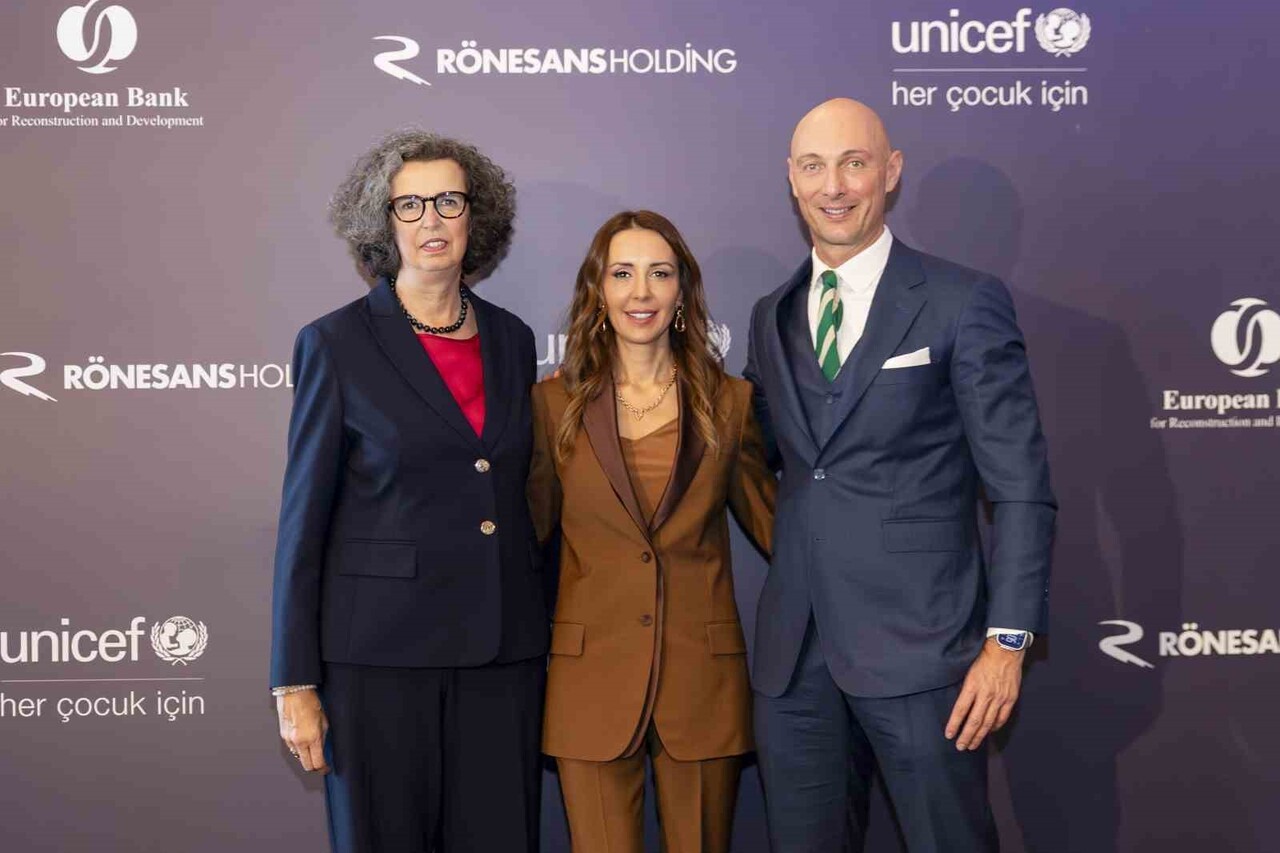 ELİSABETTA FALCETTİ - İPEK ILICAK KAYAALP - PAOLO MARCHİ