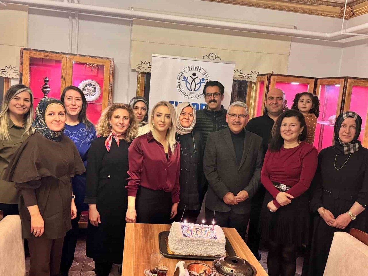 ERZİNCAN EYUDER’DEN ÖĞRETMENLER GÜNÜ VE 2026 PLANLAMA TOPLANTISI