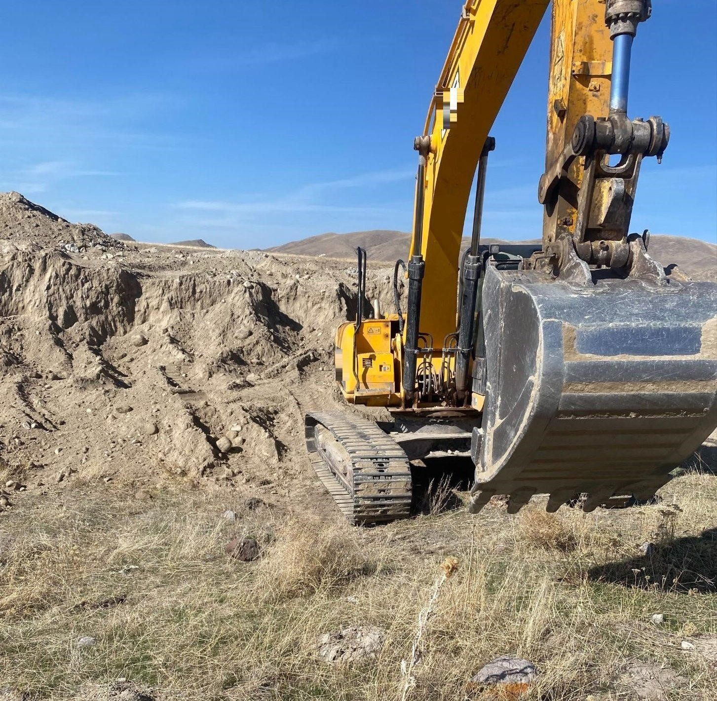 ERZURUM’UN HORASAN İLÇESİNDE KAÇAK KAZI YAPAN ŞAHISLARA YÖNELİK JANDARMA EKİPLERİNCE...