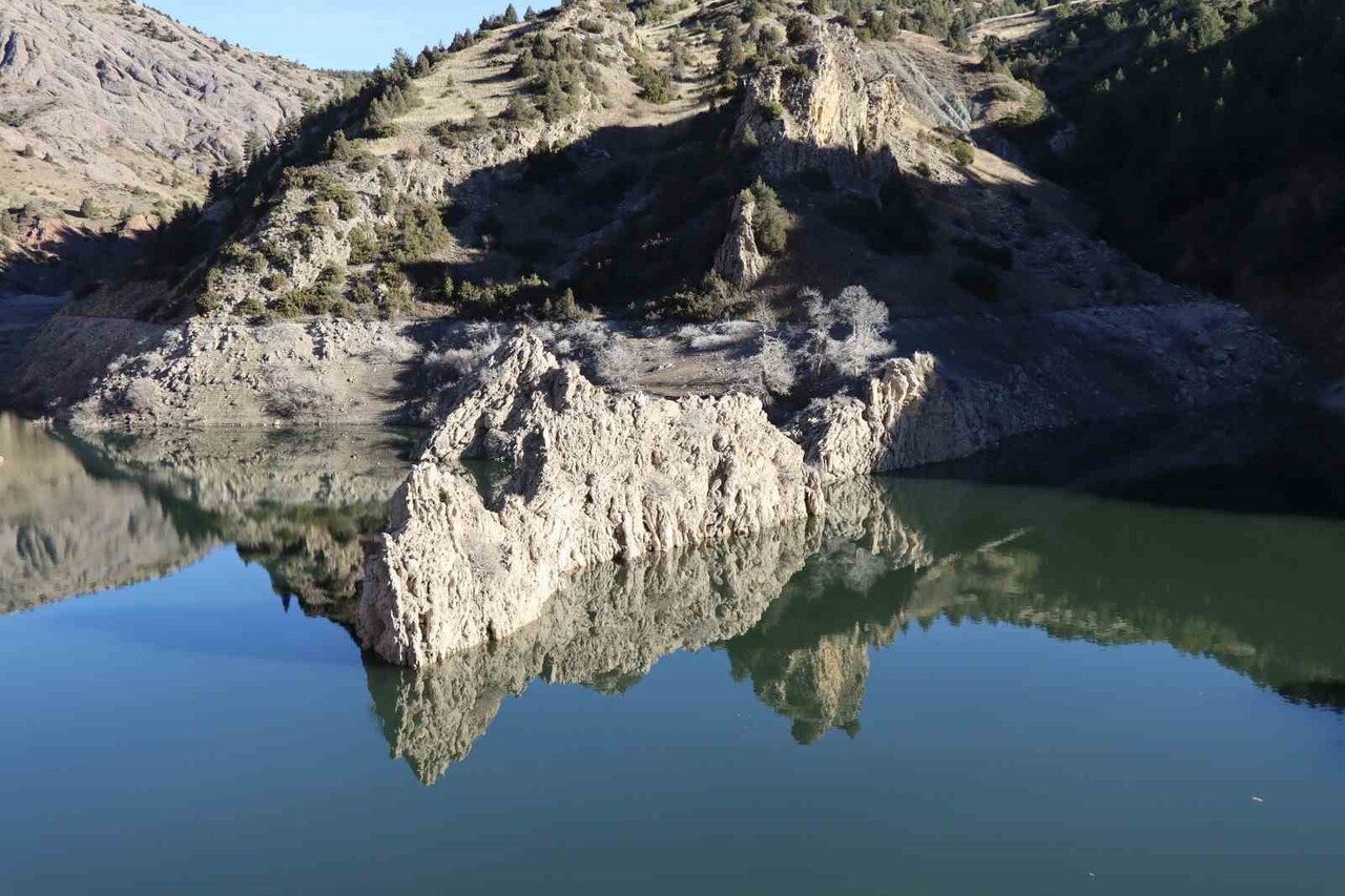 ERZURUM’UN OLTU İLÇESİNE BAĞLI ÇAMLIBEL MAHALLESİ’NDE DEVLET SU İŞLERİ (DSİ) TARAFINDAN YAPIMI...