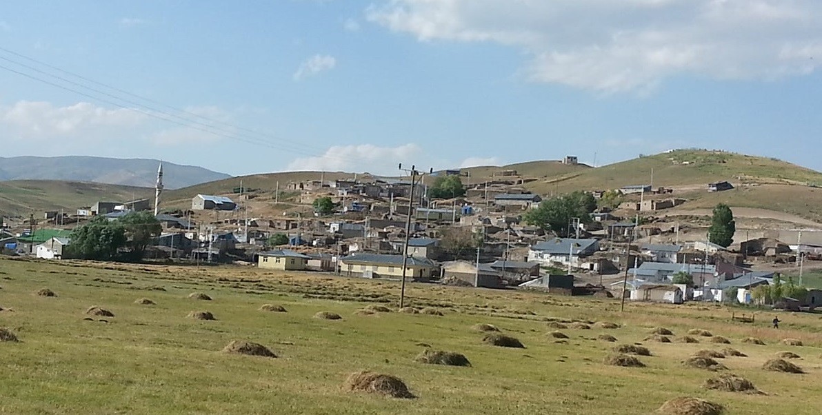 ERZURUM’UN TEKMAN İLÇESİNDE İKİ AİLE ARASINDA ÇIKAN KAVGADA 7 KİŞİ YARALANDI.