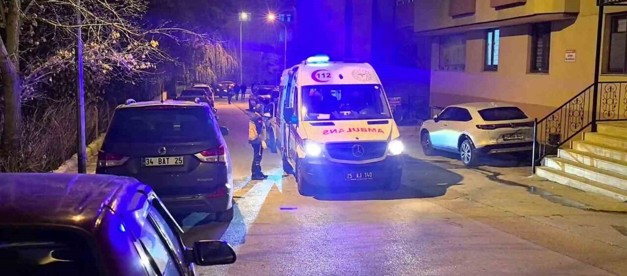 ERZURUM’UN YAKUTİYE İLÇESİNDE MEYDANA GELEN BIÇAKLI KAVGADA 3 KİŞİ YARALANDI.