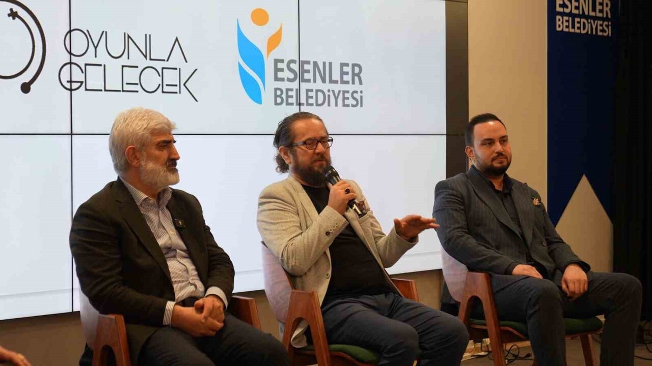 ESENLER BELEDİYESİ’NİN DÜZENLEDİĞİ FİLİSTİN TEMALI OYUN GELİŞTİRME KAMPINDA GENÇLER, ÜÇ GÜN...