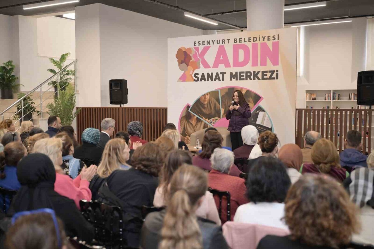 ESENYURT BELEDİYESİ’NİN KASIM AYI KÜLTÜR SANAT ETKİNLİKLERİ KAPSAMINDA RESSAM NERİMAN OYMAN’IN...