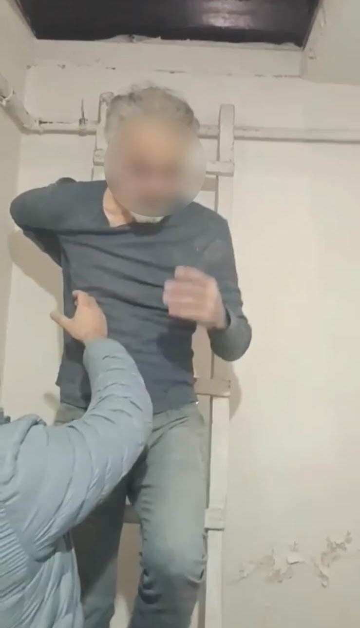 ESKİŞEHİR’DE HAKKINDA KESİNLEŞMİŞ 3 YIL HAPİS CEZASI OLAN ŞAHSIN ADRESİNE POLİS ÖZEL HAREKAT İLE...