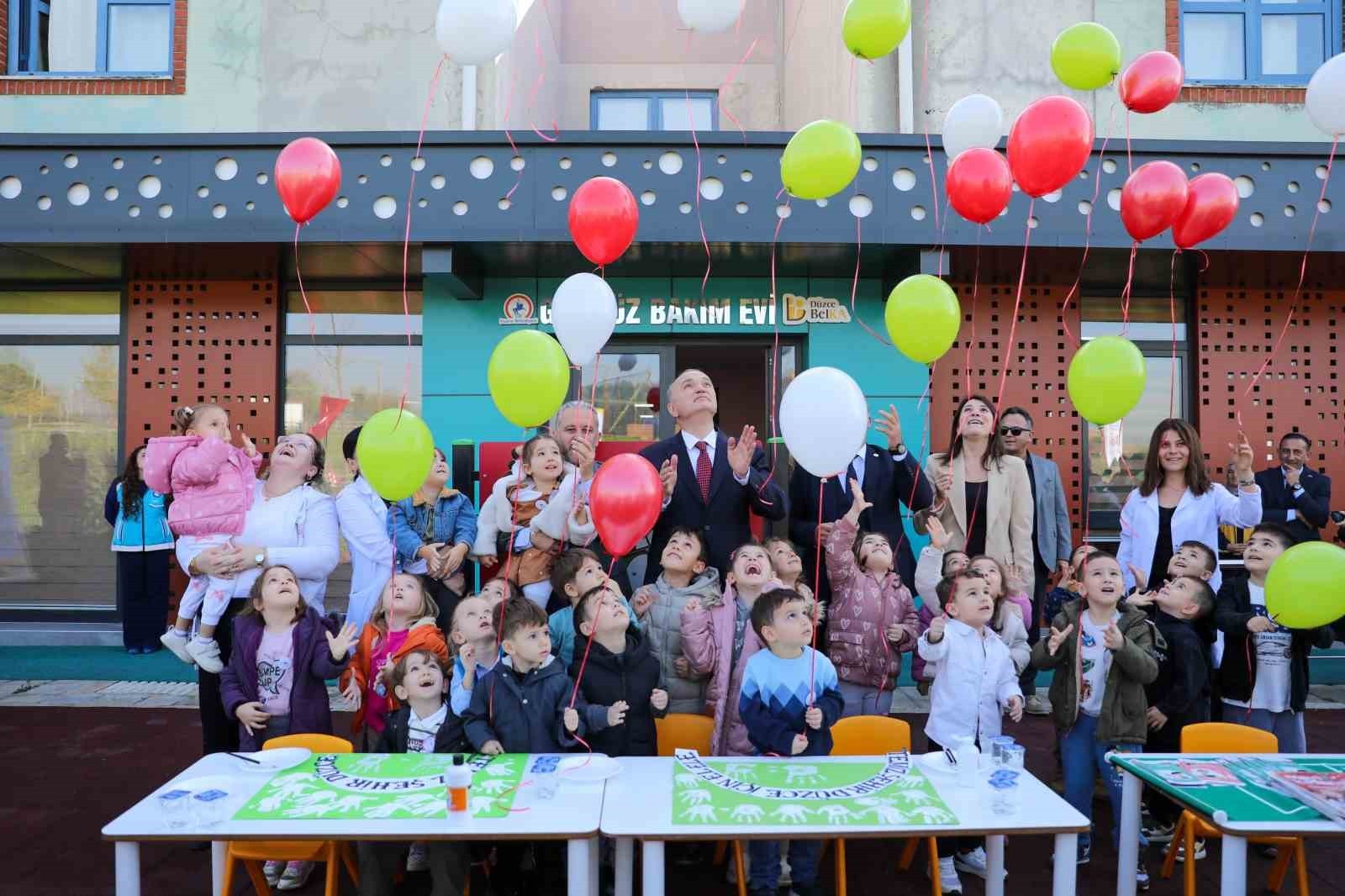 ETKİNLİKLERE DÜZCE BELEDİYE BAŞKANI DR. FARUK ÖZLÜ DE KATILDI