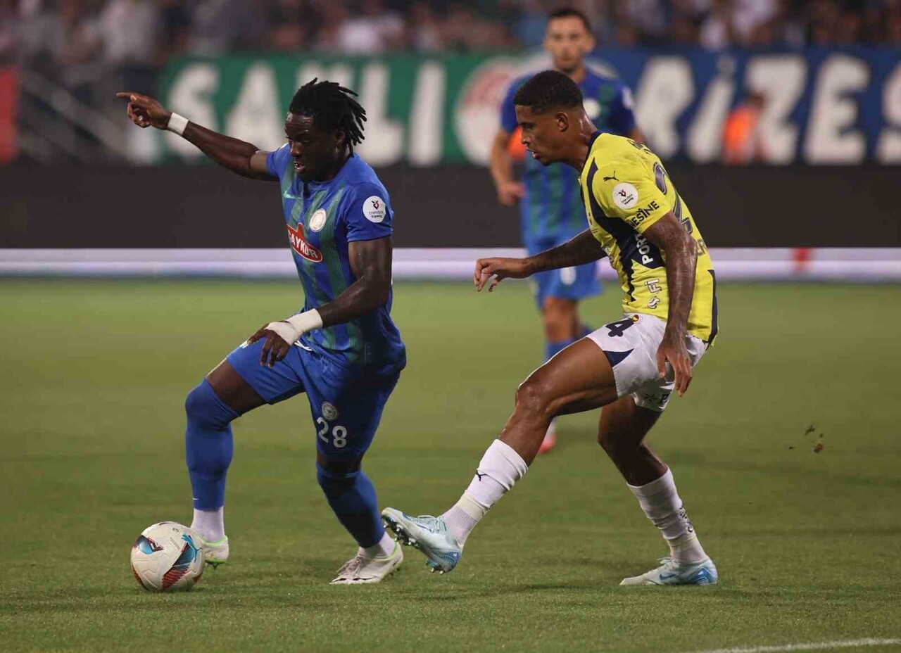 FENERBAHÇE, MİLLİ MAÇ ARASININ ARDINDAN TRENDYOL SÜPER LİG'DE YARIN ÇAYKUR RİZESPOR'A KONUK...