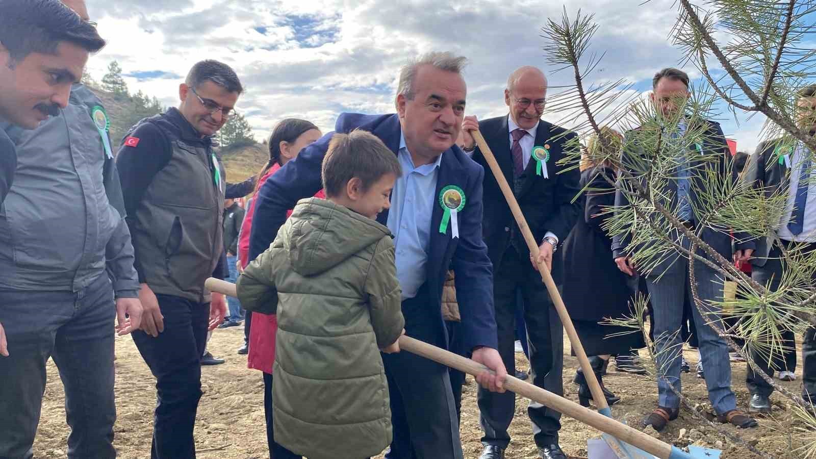 FİDAN DİKİM ETKİNLİĞİ 2