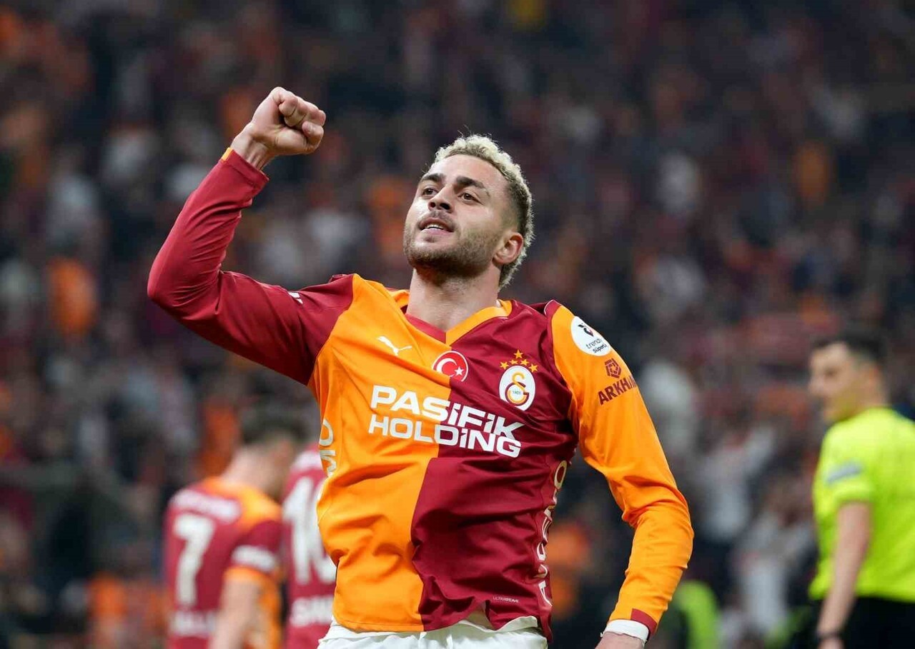 GALATASARAY'DA, GENÇLERBİRLİĞİ MAÇININ ARDINDAN MAURO ICARDİ İLE BARIŞ ALPER YILMAZ...