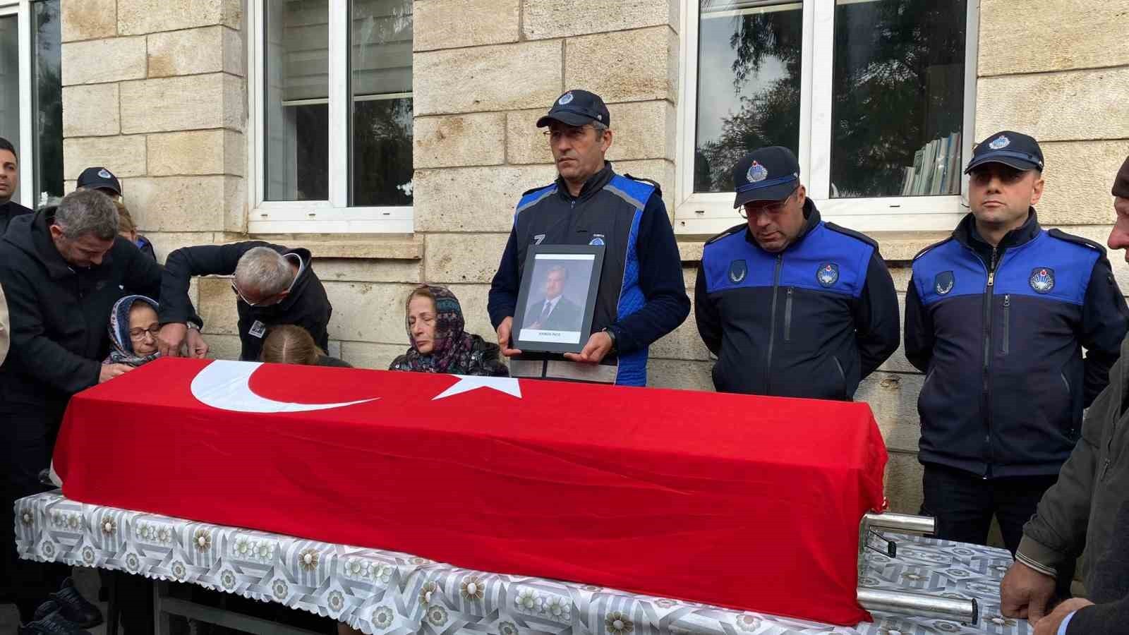 GEÇİRDİĞİ RAHATSIZLIK SONUCU TEDAVİ GÖRDÜĞÜ HASTANEDE HAYATINI KAYBEDEN ESKİ SİNOP BELEDİYE...