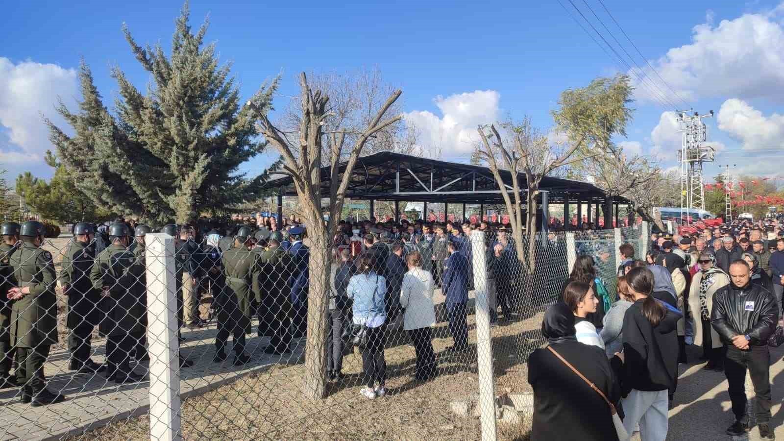 GÜRCİSTAN’DA EĞİTİM UÇUŞU SIRASINDA DÜŞEN ASKERİ KARGO UÇAĞINDA ŞEHİT OLAN HAVA PİLOT ÜSTEĞMEN...