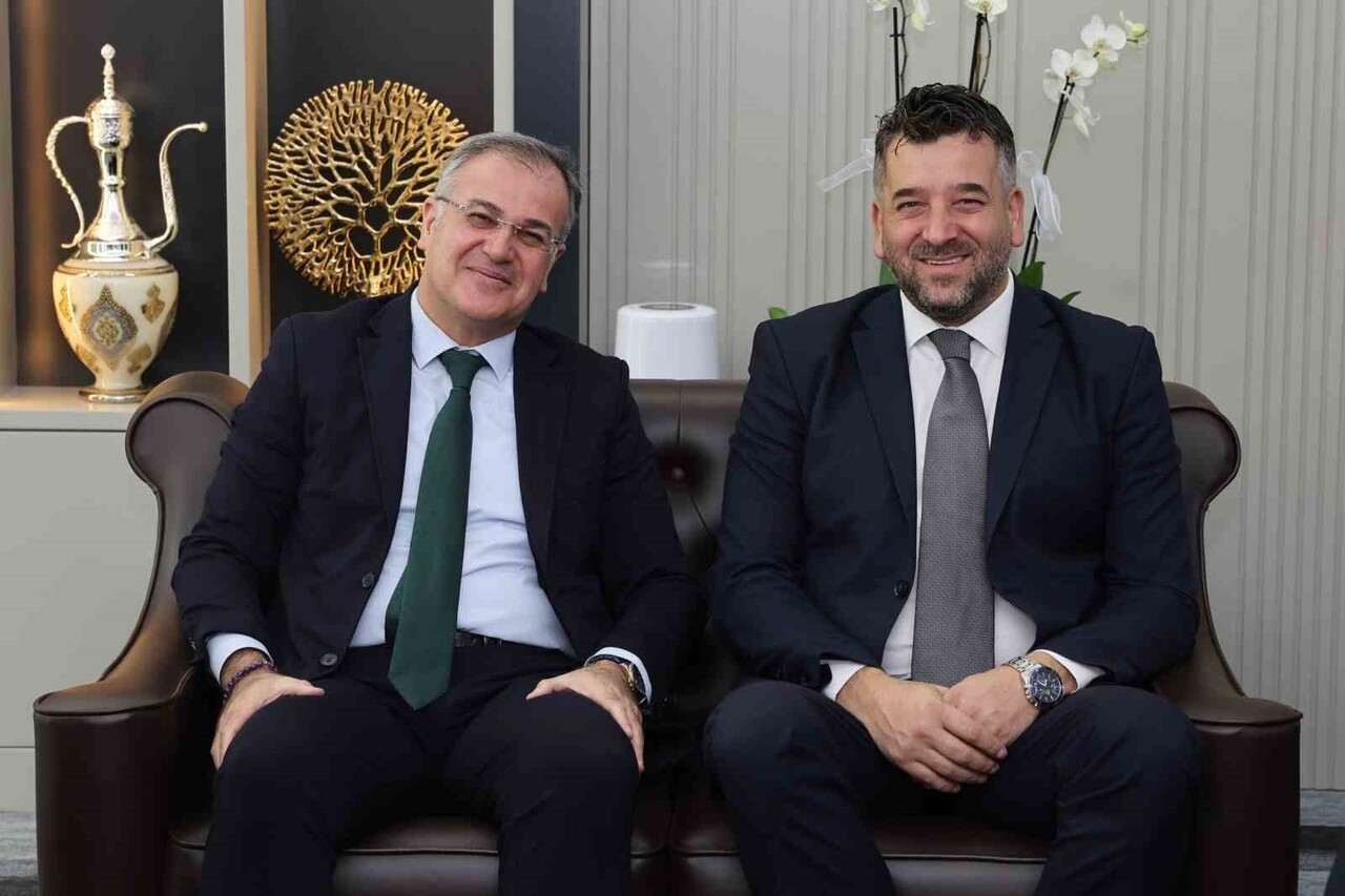 HACILAR BELEDİYESİ İLE BOSNA-HERSEK'İN HADŽİĆİ BELEDİYESİ ARASINDA 10 YILDIR DEVAM EDEN KARDEŞ...