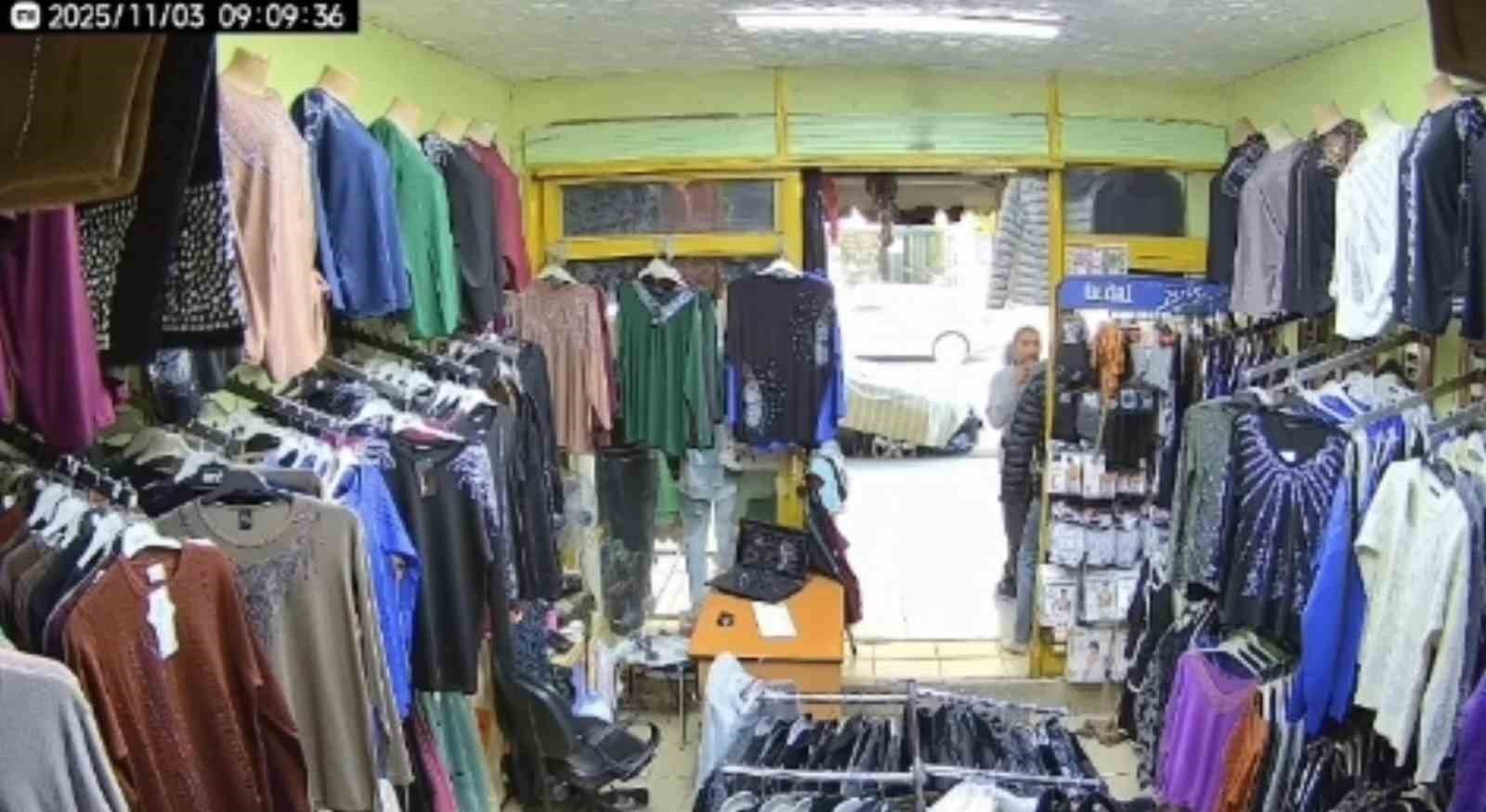 HIRSIZLIK ANI GÜVENLİK KAMERASI GÖRÜNTÜLERİ