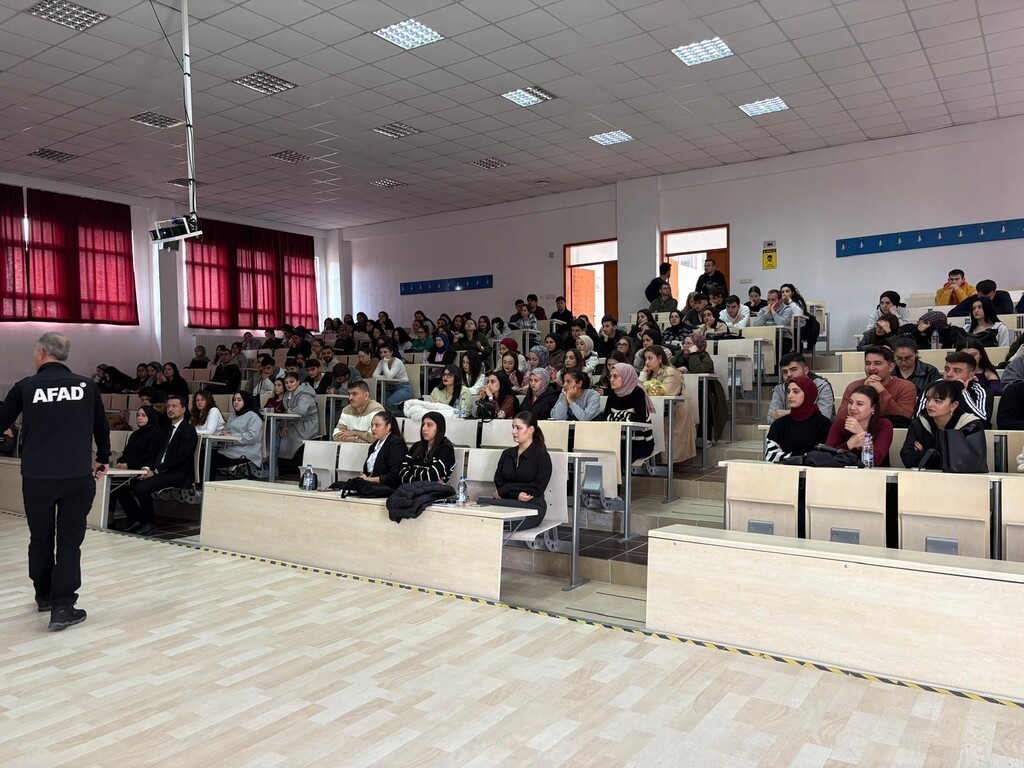 HİSARCIK MYO’DA AFET FARKINDALIK VE BİNA TAHLİYE EĞİTİMİ