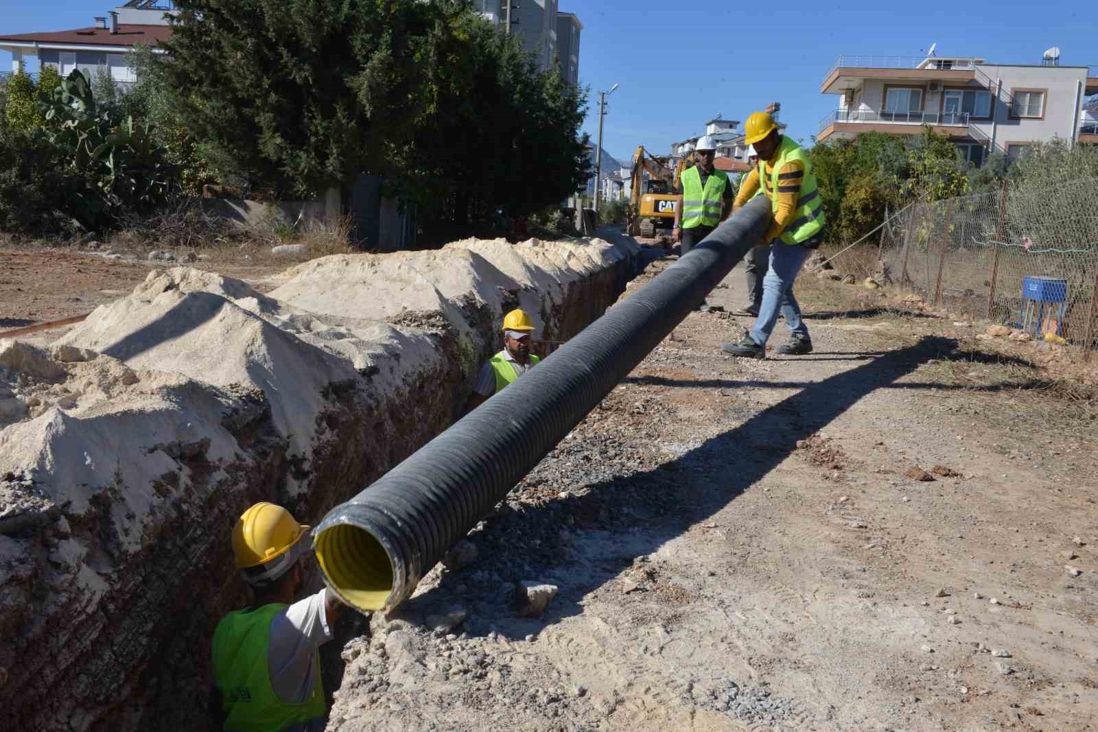 İLK ETABI YENİKÖY VE ÇIPLAKLI MAHALLELERİNDE BAŞLATILAN YATIRIM KAPSAMINDA FARKLI ÇAPLARDA...