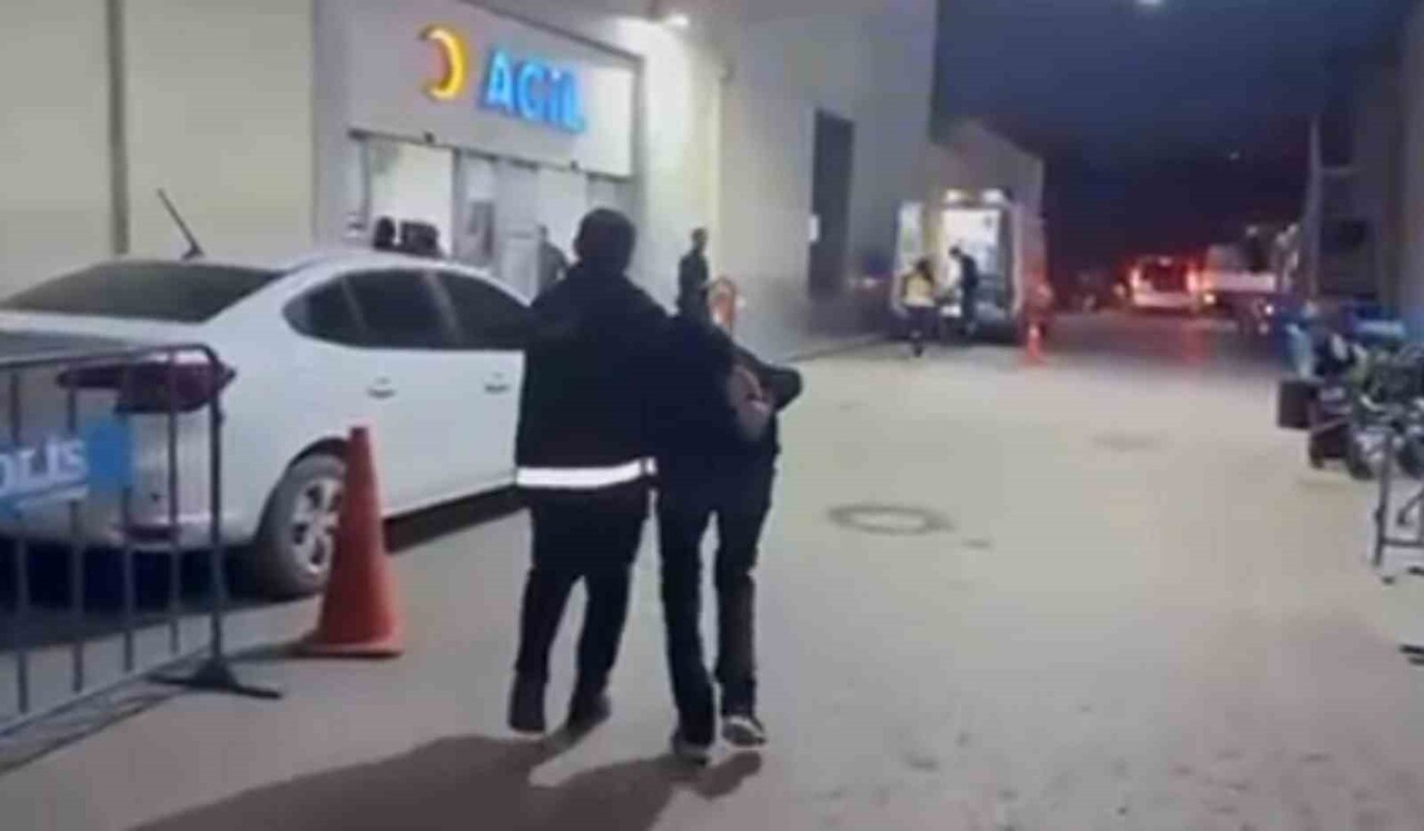 İSKENDERUN’DA YAĞMA VE SİLAHLA TEHDİT ŞÜPHELİSİ TUTUKLANDI