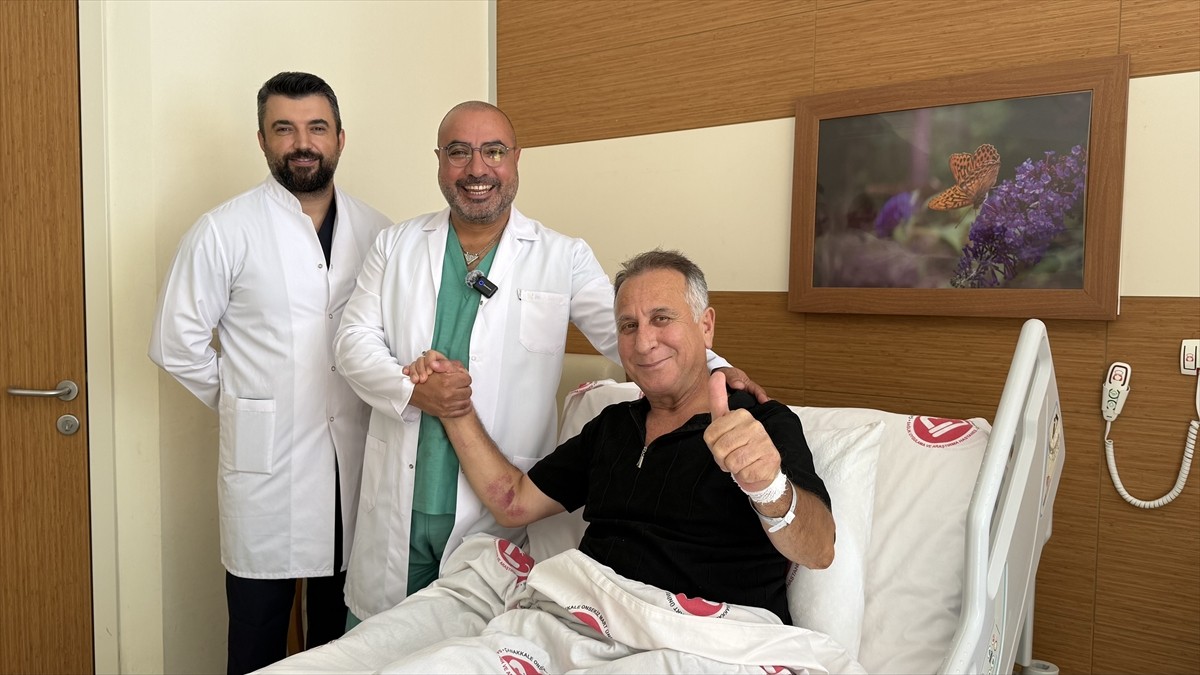 İstanbul’da yaşayan ve 10 yılı aşkın süredir hipertansiyona bağlı kronik böbrek yetmezliğiyle...