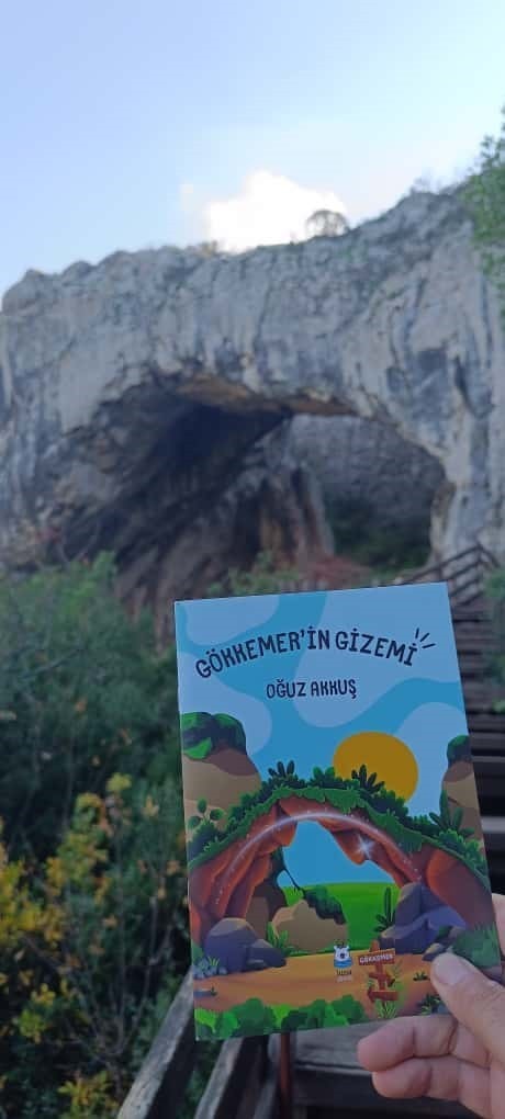 İVRİNDİ GÖKKEMER KAYASI, MACERA DOLU BİR HİKÂYEDE CAN BULDU