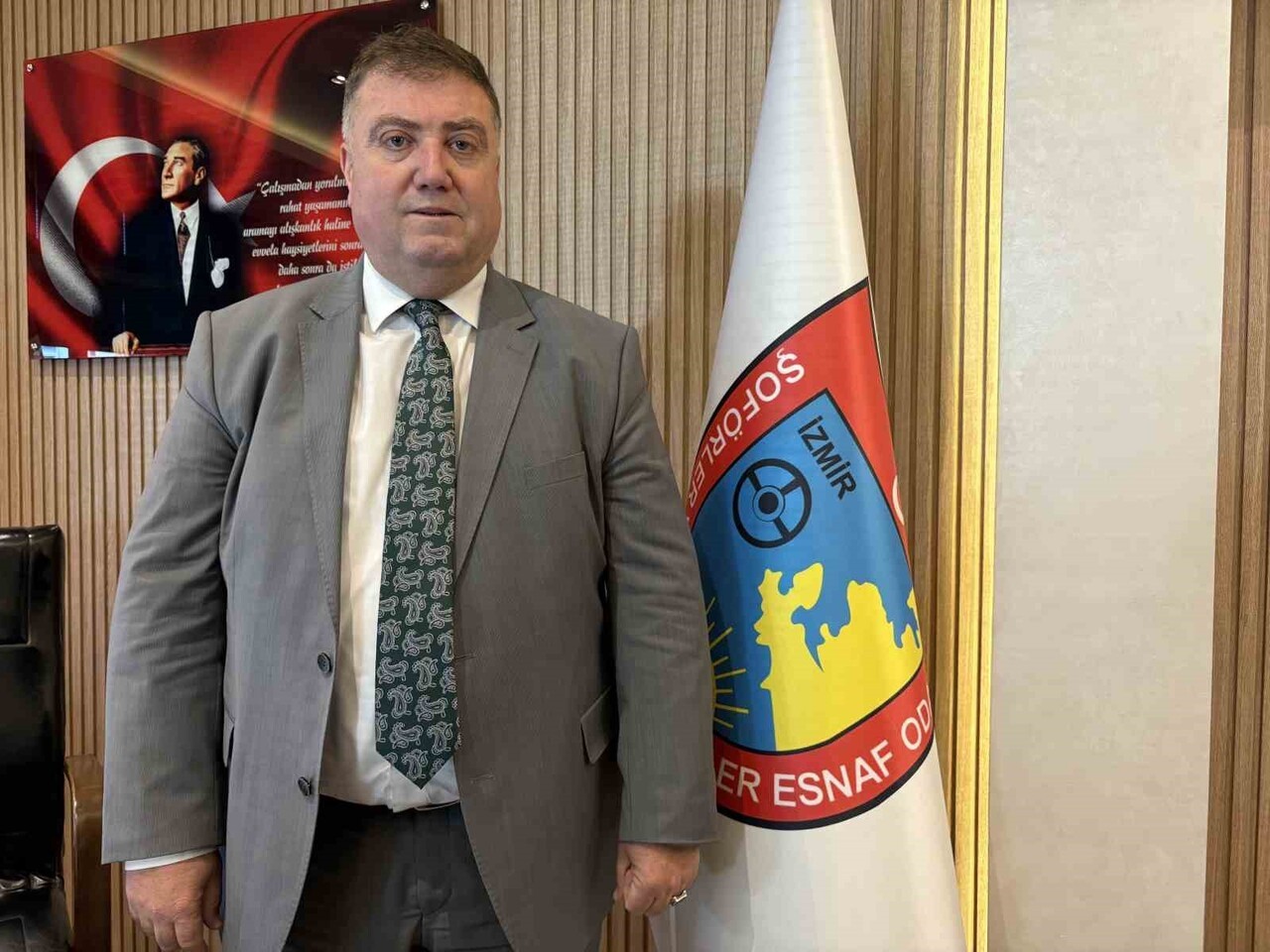 İZMİR ŞOFÖRLER VE OTOMOBİLCİLER ESNAF ODASI BAŞKANI ERKAN ÖZKAN