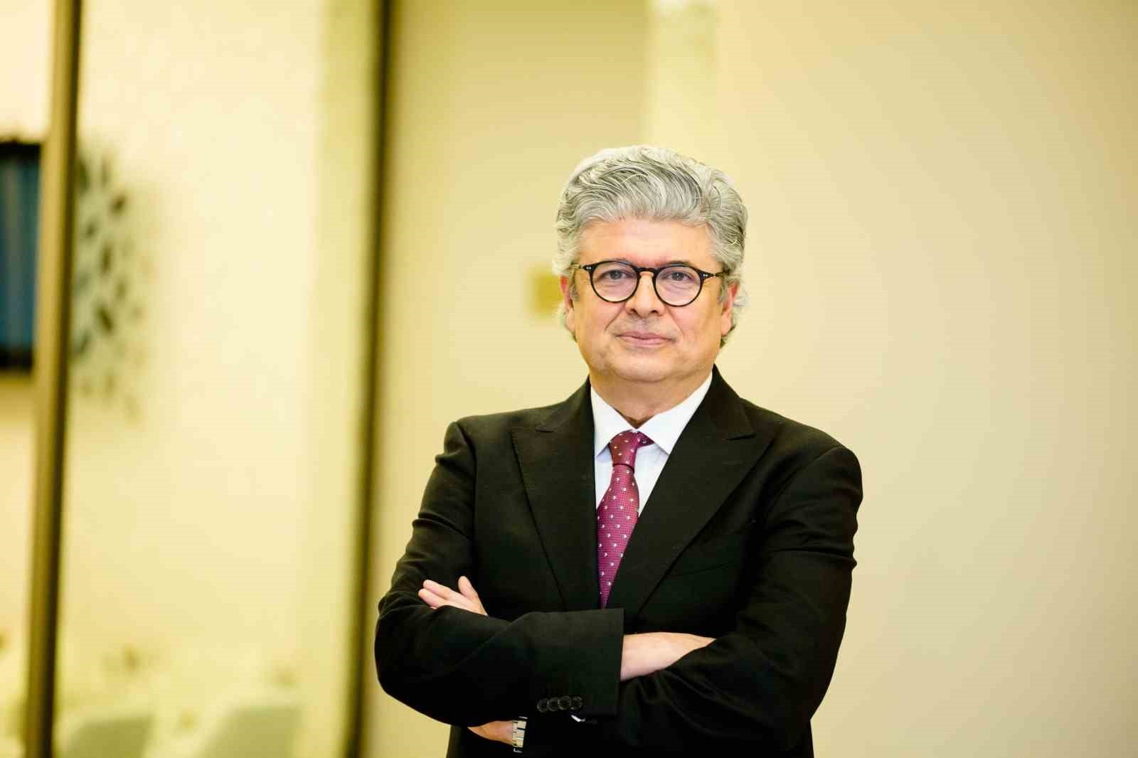 KADIN HASTALIKLARI VE DOĞUM UZMANI, PROF. DR. FARUK BUYRU