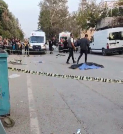 KAHRAMANMARAŞ'TA MEYDANA GELEN TRAFİK KAZASINDA BİR ÇOCUK HAYATINI KAYBETTİ