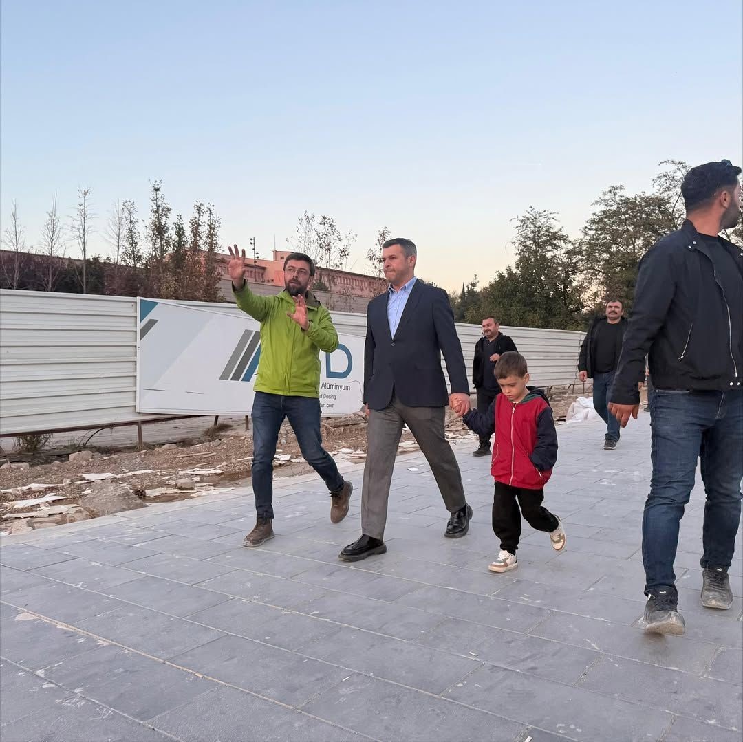 KARABÜK BELEDİYE BAŞKANI ÖZKAN ÇETİNKAYA, ŞEHİR MERKEZİNDEKİ KEMAL GÜNEŞ, ÖMER LÜTFÜ ÖZAYTAÇ VE...