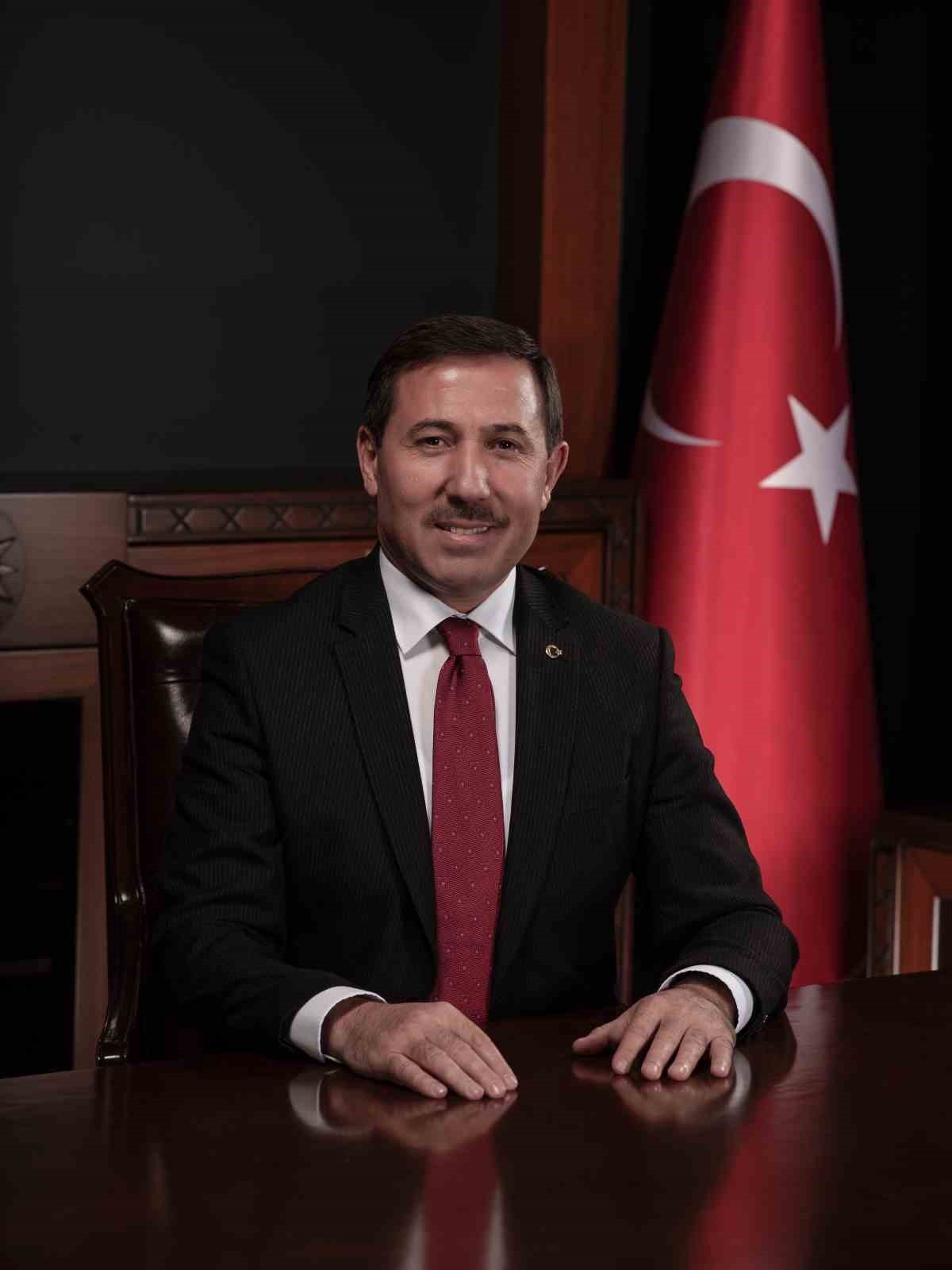 KARATAY BELEDİYE BAŞKANI HASAN KILCA, ÖĞRENCİLERİN EĞİTİM HAYATININ YANI SIRA KÜLTÜR VE SANATLA İÇ...