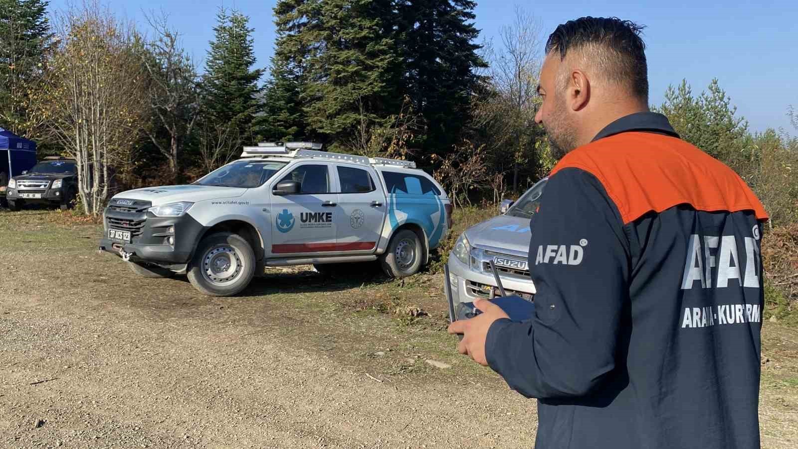 KASTAMONU'NUN BOZKURT İLÇESİNDE KAYBOLAN ANNE İLE 5 YAŞINDAKİ OĞLUNU ARAMA ÇALIŞMALARI SABAH...