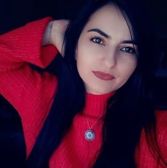 KAYSERİ’NİN MELİKGAZİ İLÇESİNDE SOKAK ORTASINDA TÜFEKLE VURULAN KADIN HAYATINI KAYBETTİ.