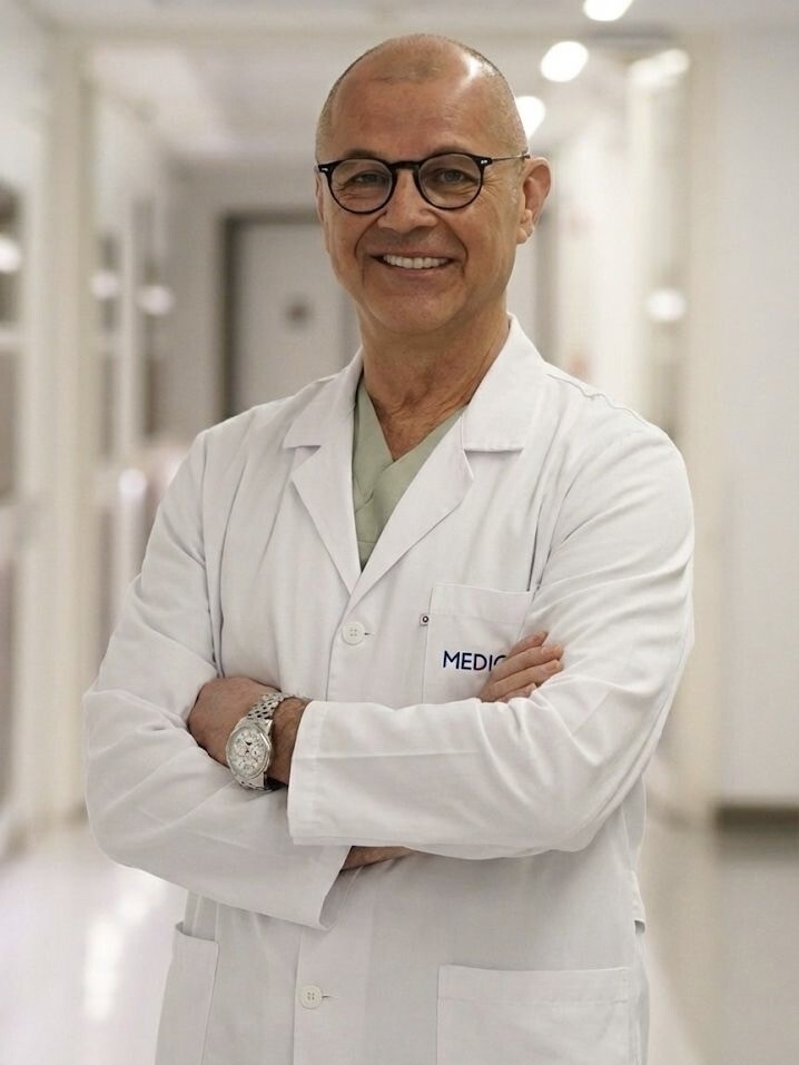 KIŞ AYLARINDA DİŞ VE DİŞ ETİ RAHATSIZLIKLARI YAYGINLAŞIRKEN, YAPILAN ARAŞTIRMALAR AĞIZ SAĞLIĞININ...