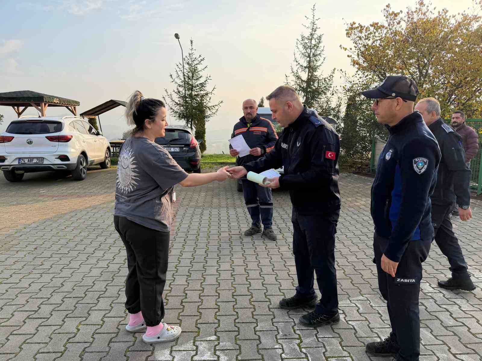 KISA SÜREDE CÜZDAN SAHİBİ DERYA TOKSÖZ'E TESLİM EDİLDİ.