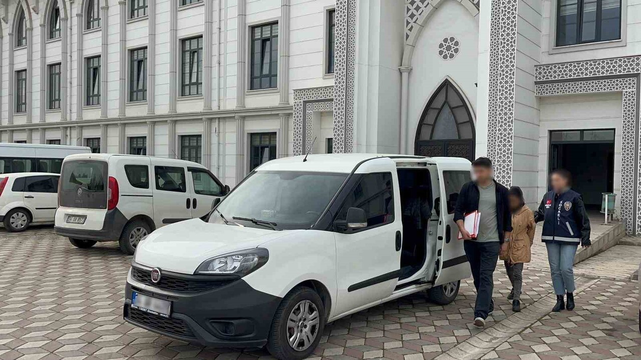 KOCAELİ'DE 2 FARKLI EVDE 320 BİN TL DEĞERİNDE ZİYNET EŞYA ÇALAN ŞAHIS ÇIKARILDIĞI MAHKEMECE...