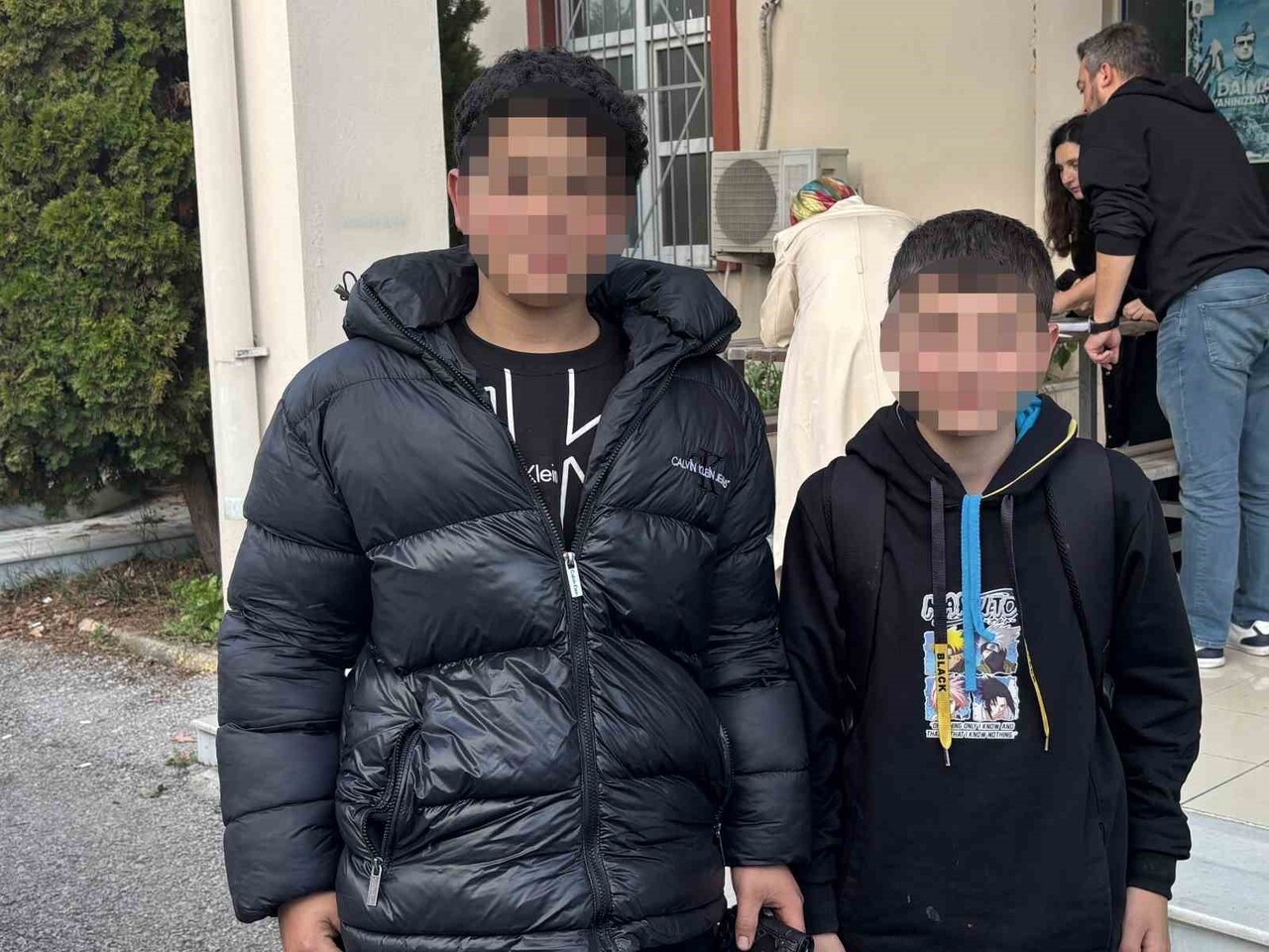 KOCAELİ'NİN İZMİT İLÇESİNDE "OKULA GİDİYORUM" DİYEREK EVDEN ÇIKAN VE ORTADAN KAYBOLAN İKİ ÇOCUĞUN...